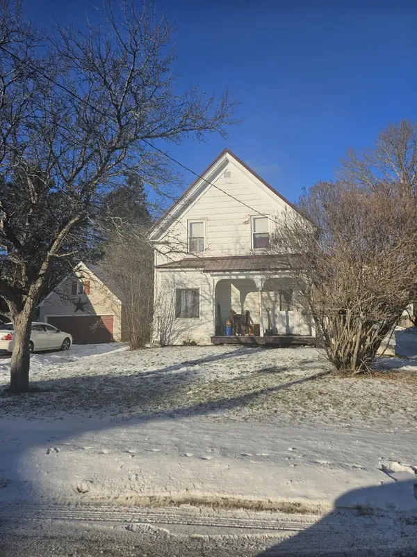 12 Vaughan Street, Caribou, ME 04736