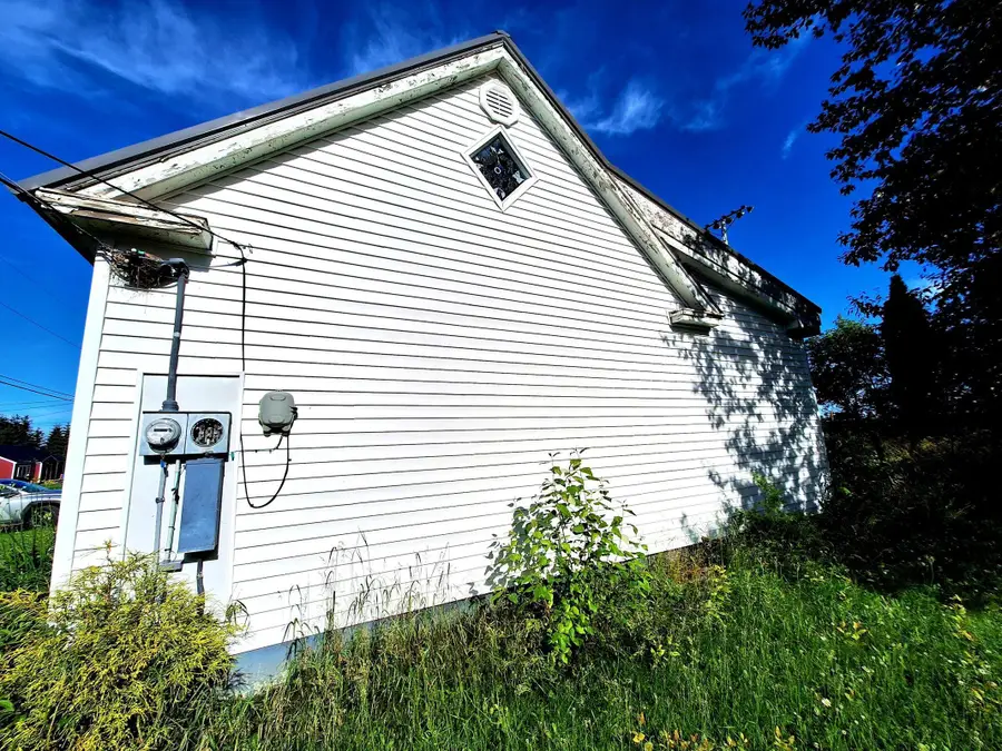 19 Glendale Road, Caribou, ME 04736 - Image #2