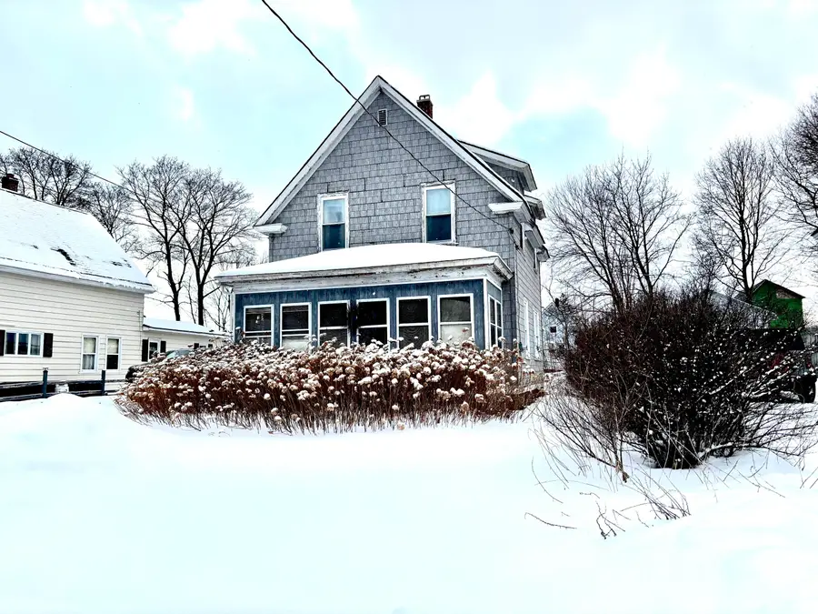 34 Lincoln Street, Millinocket, ME 04462 - Image #2