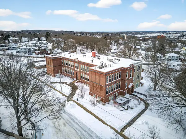 341 Pine Street #206, South Portland, ME 04106