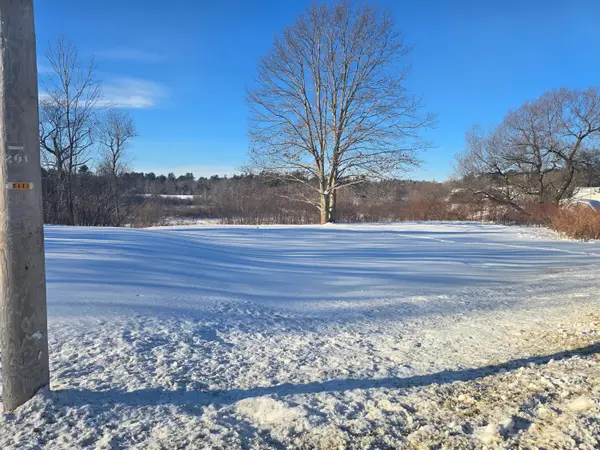 610 Stream Road, Winterport, ME 04496