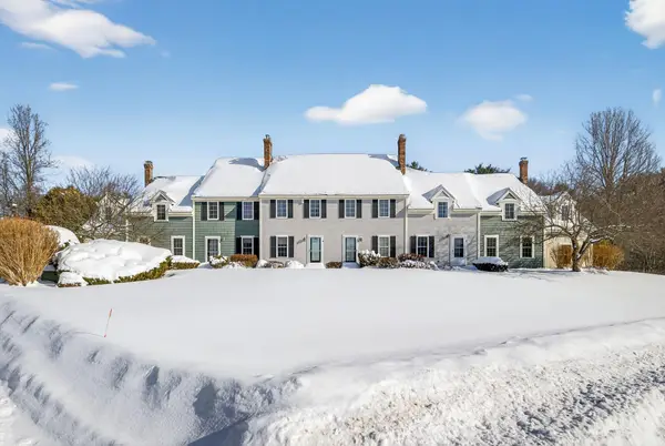 1 Elizabeth Road #1, South Berwick, ME 03908