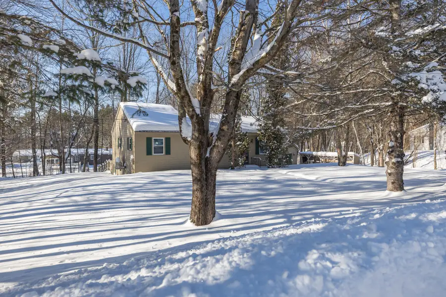 31 Bellflower Drive, Auburn, ME 04210 - #3