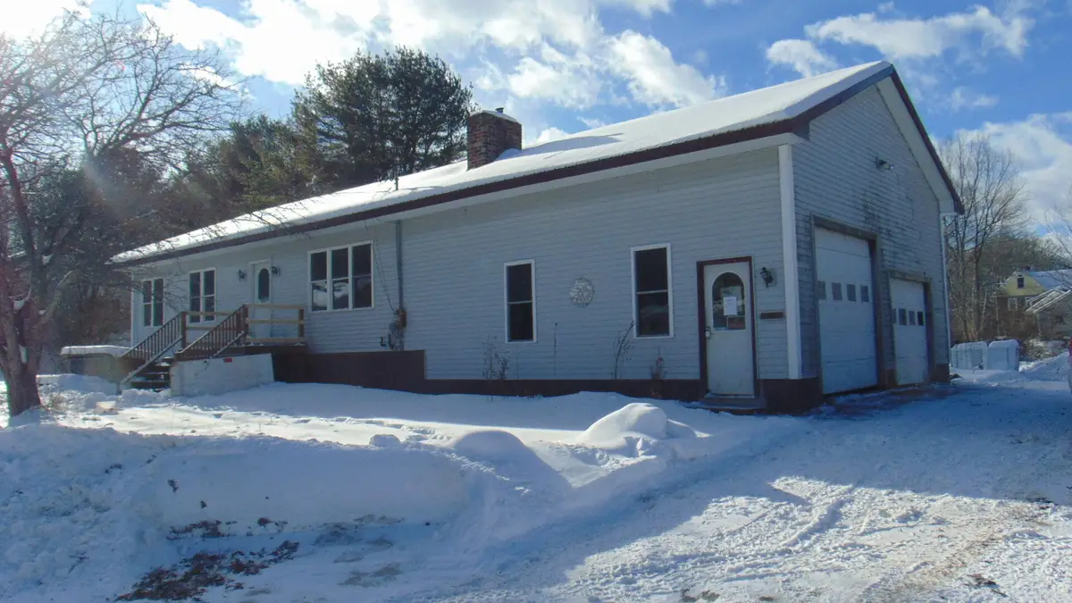17 Edwards Street, Lincoln, ME 04457 - Image #1