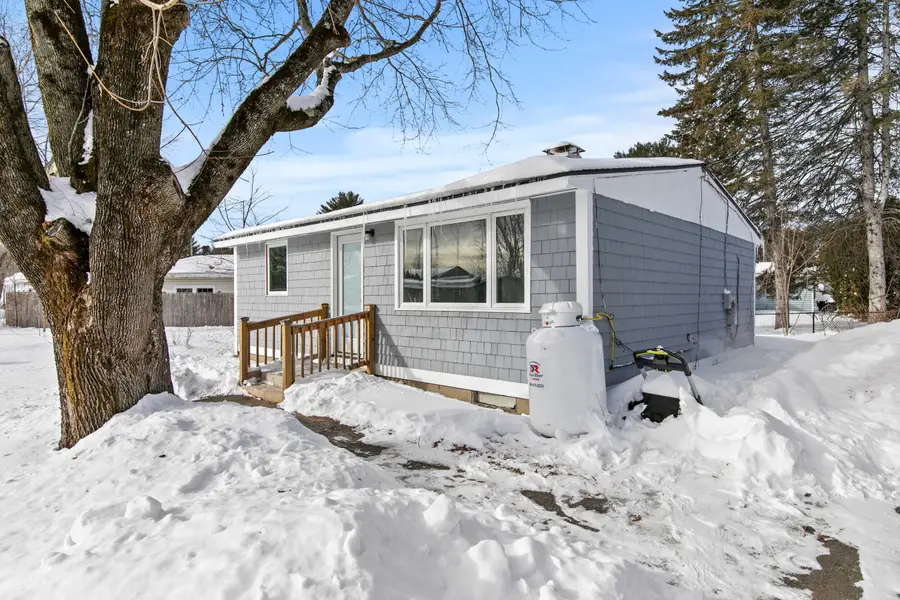 15 Sterling Road, Auburn, ME 04210 - Image #3