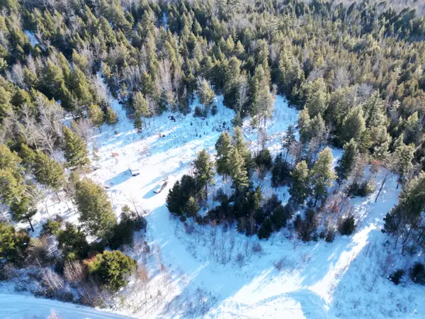 31 Timberview Drive, Burlington, ME 04417