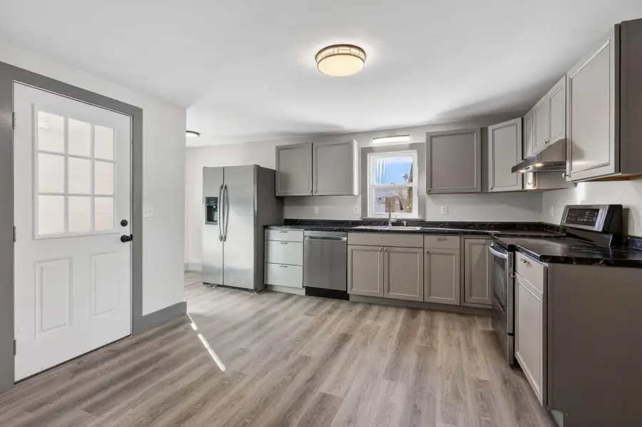 87 Pioneer Avenue, Sanford, ME 04073 - Image #2