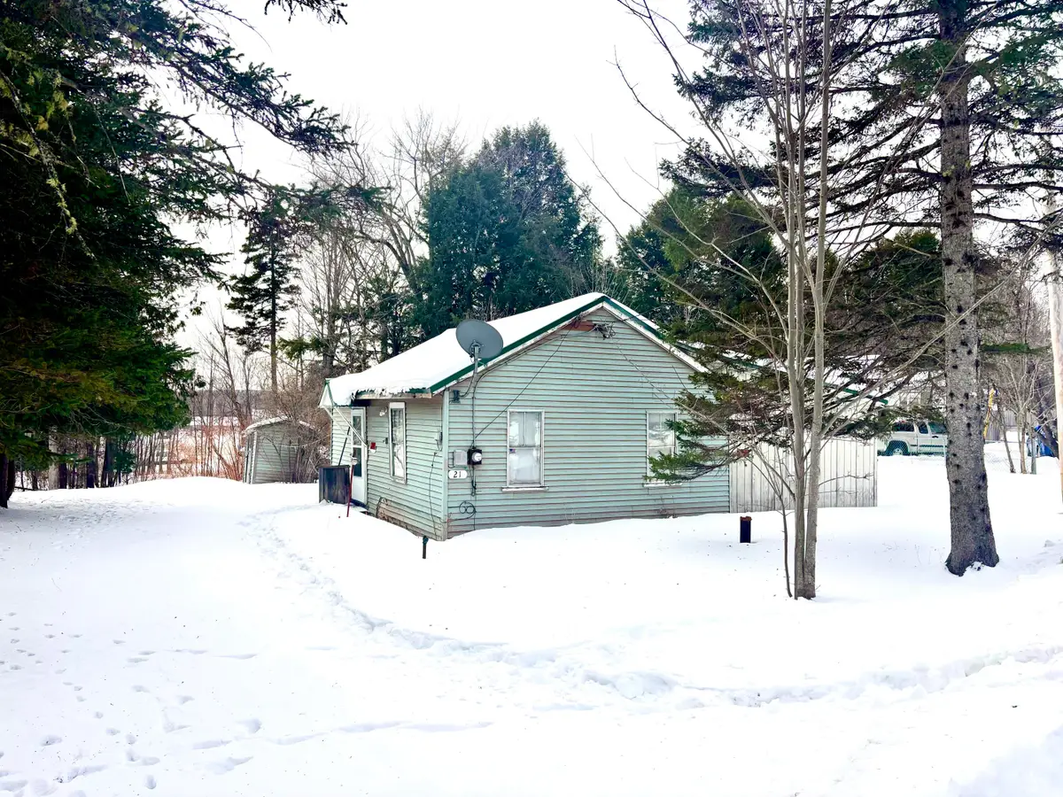 21 Horseshoe Road, Medway, ME 04460 - Image #1