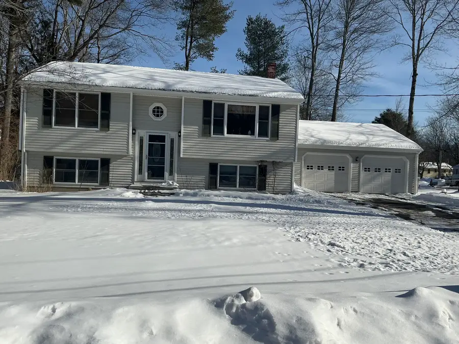 1 Carolyn Street, Topsham, ME 04086 - Image #3