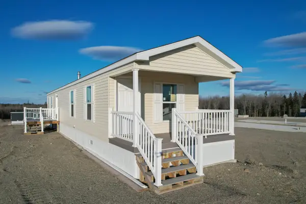 18 Eagles Nest, Hancock, ME 04640