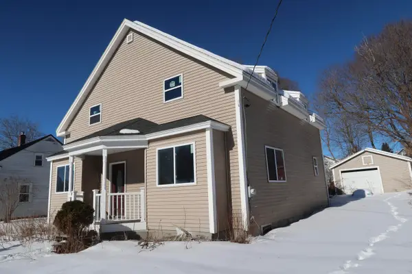 14 Heselton Street, Skowhegan, ME 04976