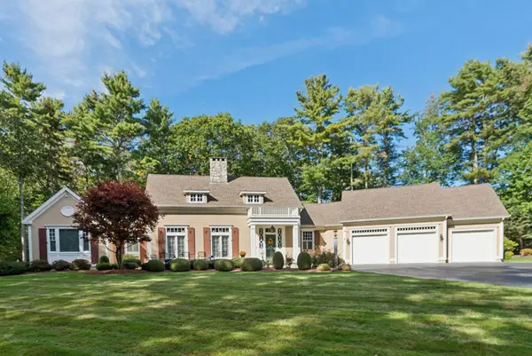 5 Surrey Lane, Kennebunk, ME 04043
