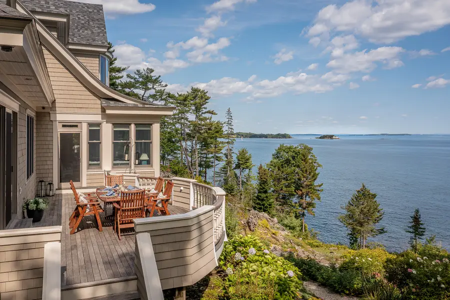 36 Roxmont Road, Rockport, ME 04856 - #2