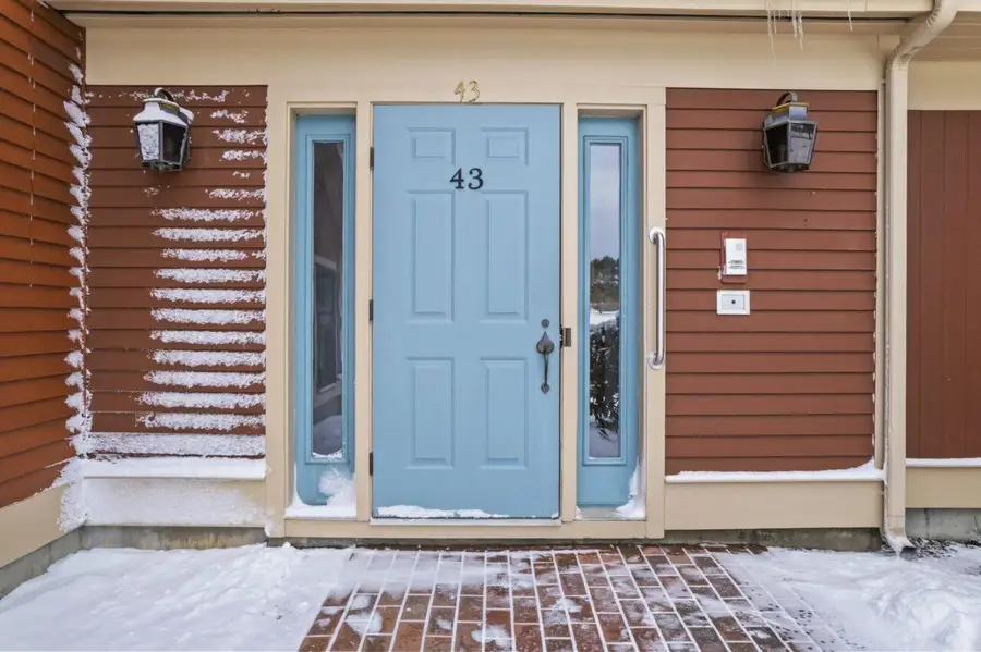 43 Estates Drive #4, Manchester, ME 04351 - #2