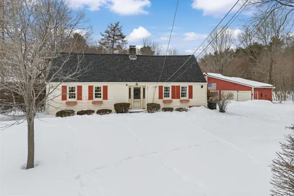 1128 State Road, Eliot, ME 03903