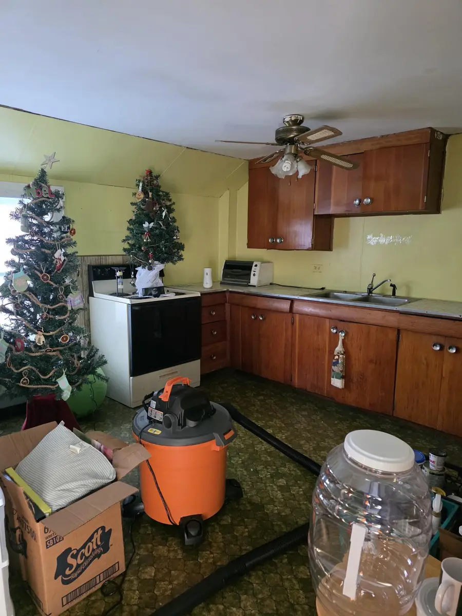 450 Old Center Road, Fairfield, ME 04937 - #3