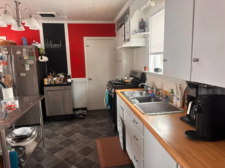 21 Thomas Avenue, Caribou, ME 04736 - #3