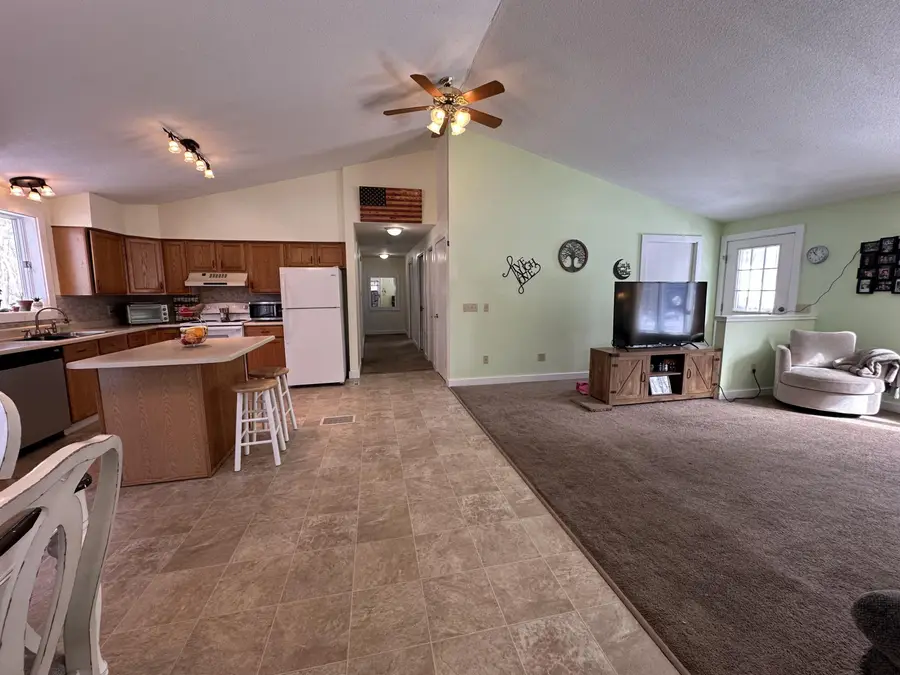 25 Yarmouth Road, Gray, ME 04039 - #3