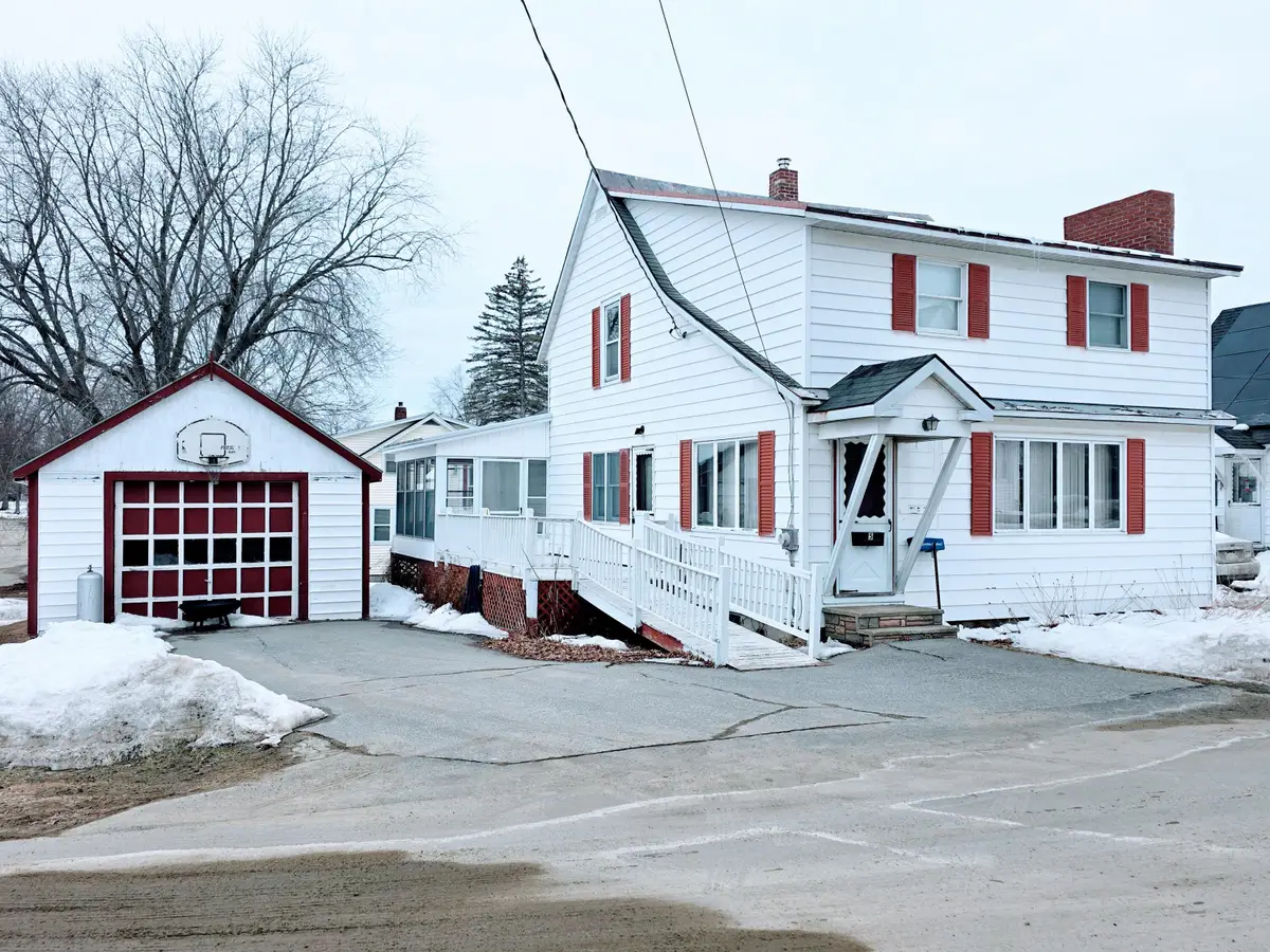 5 Brook Street, Fairfield, ME 04937 - #1