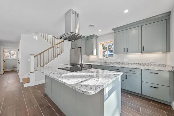 84 Mechanic Street, Camden, ME 04843