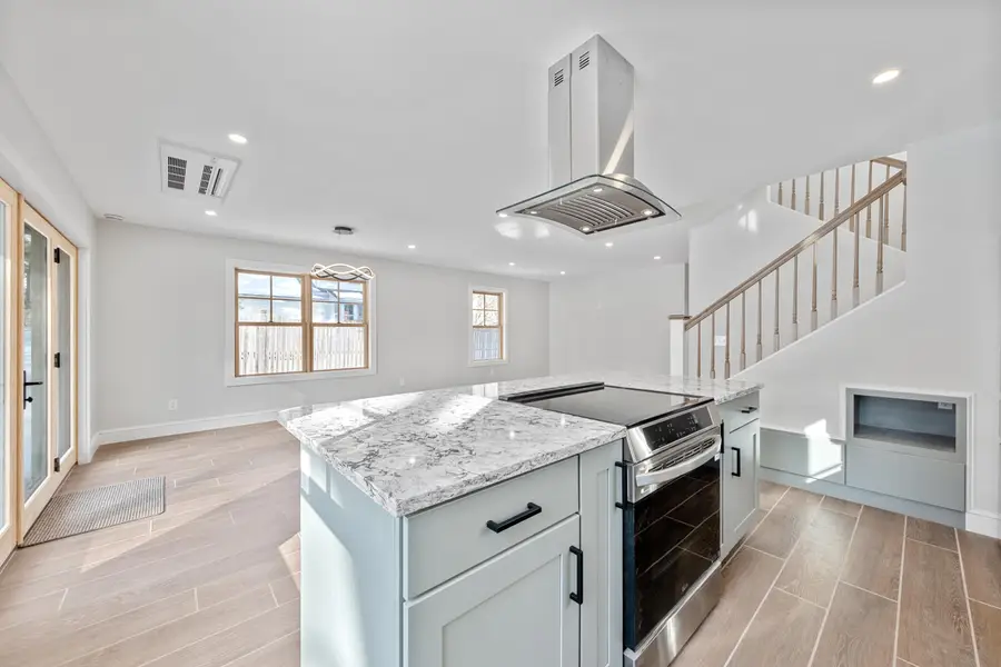 84 Mechanic Street, Camden, ME 04843 - #3