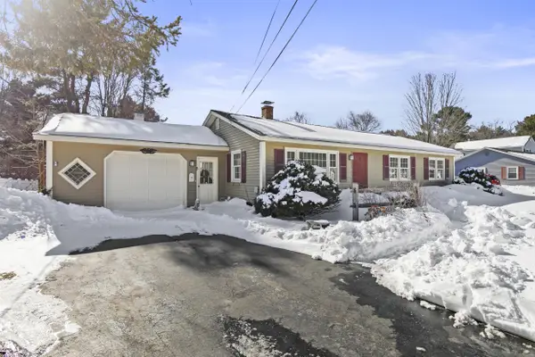 5 Brentwood Circle, Saco, ME 04072