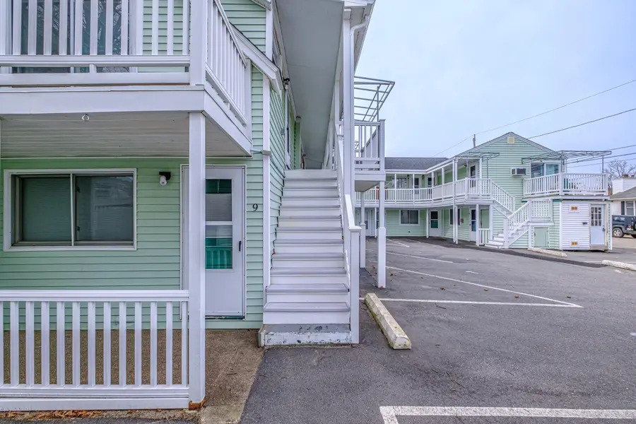 7 Bay Avenue #10, Old Orchard Beach, ME 04064 - #2