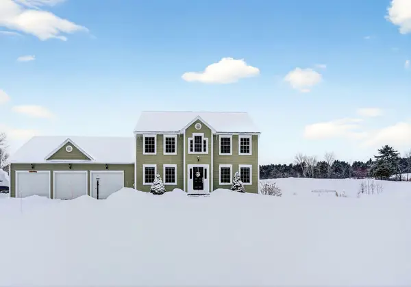 16 Norway Road, Gorham, ME 04038