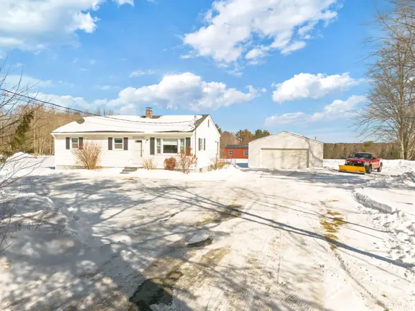 653 Abbott Road, Winslow, ME 04901