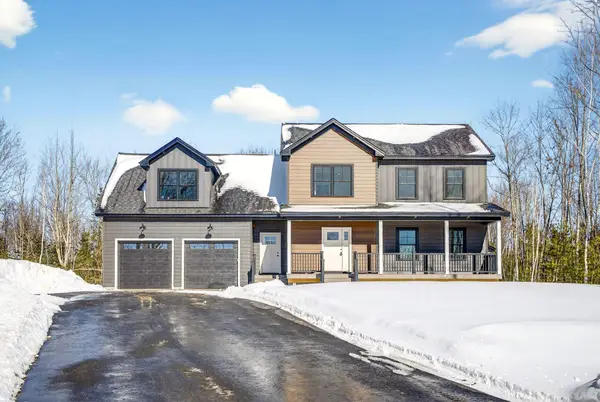 17 Betty Lane, Windham, ME 04062