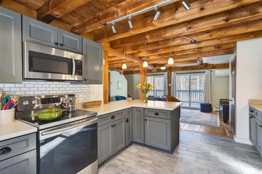 801 Us Route 1 Route #B3, York, ME 03909 - #3