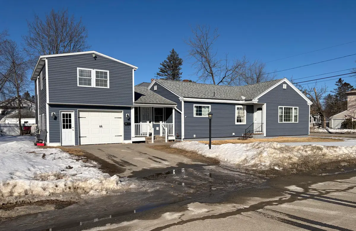 8 St John Street, Winslow, ME 04901 - #1