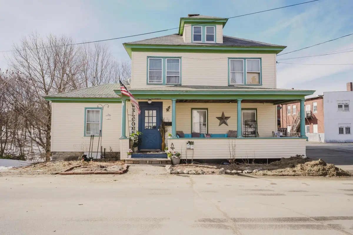 11 Barrows Street, South Paris, ME 04281 - #1