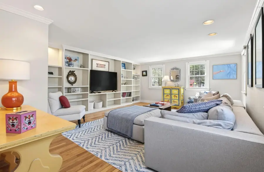 24 Johnson Road, Falmouth, ME 04105 - #3