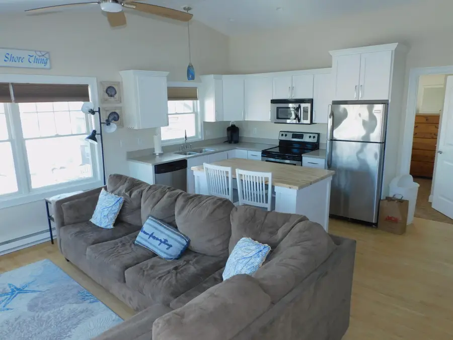 8 Oceanside Avenue #2, York, ME 03909 - #2