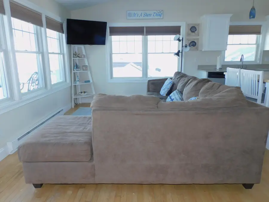 8 Oceanside Avenue #2, York, ME 03909 - #3