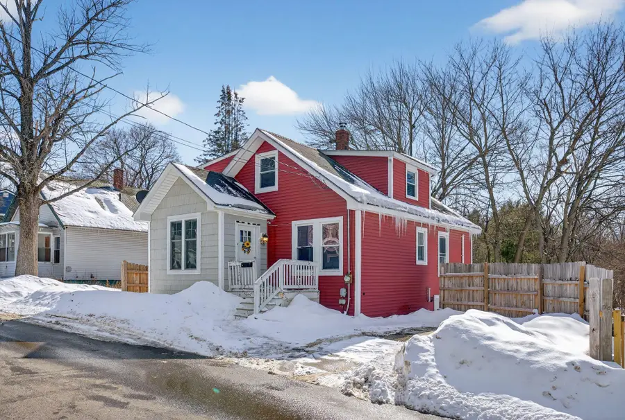 3 Fairlawn Avenue, Lewiston, ME 04240 - #3