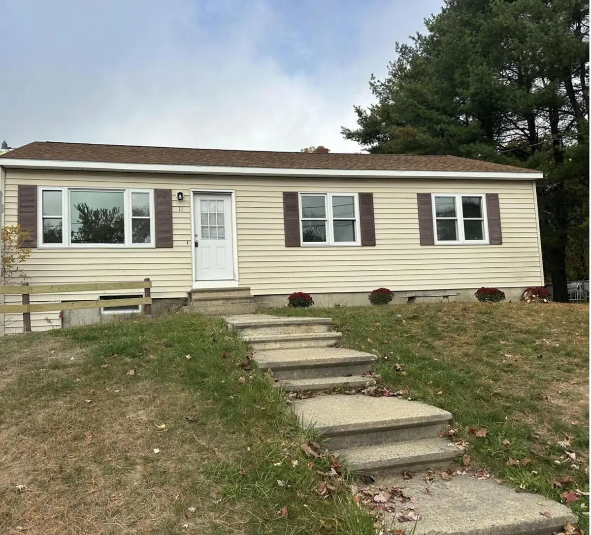 11 Jans Boulevard, Lewiston, ME 04240 - #1