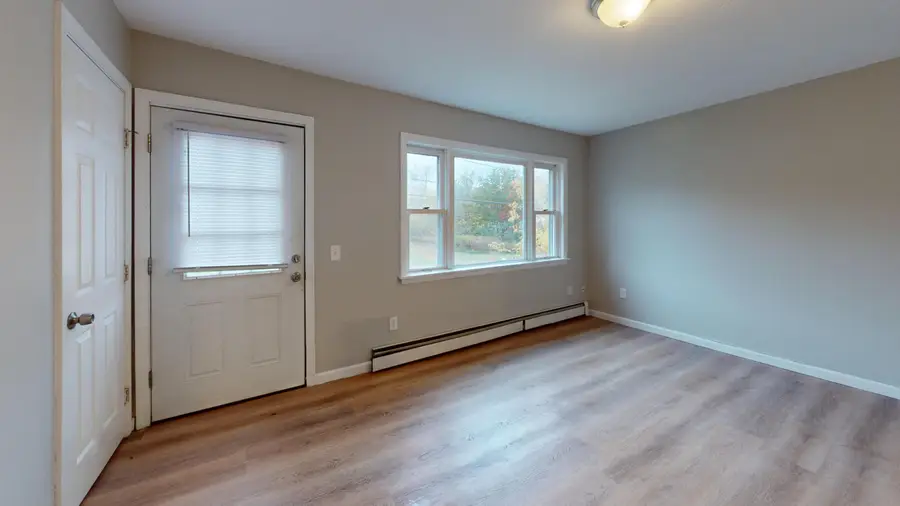 11 Jans Boulevard, Lewiston, ME 04240 - #2