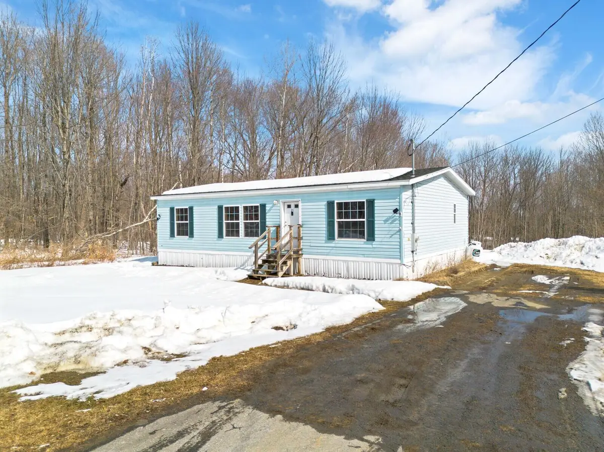 21 Kelly Court, Sidney, ME 04330 - #1