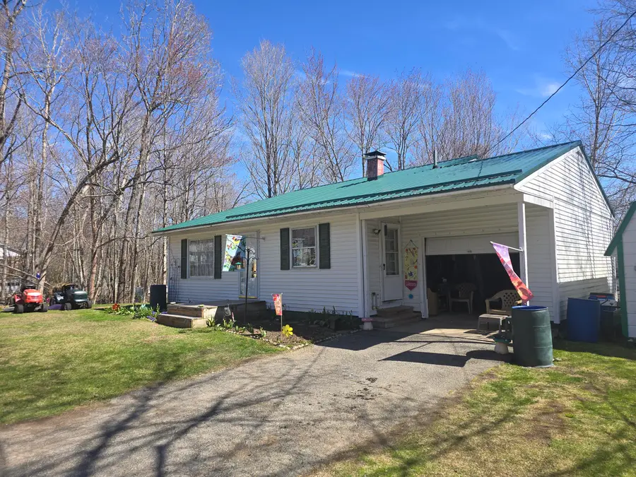 124 Broadway Street, Baileyville, ME 04694 - #2