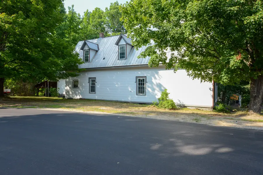 24 High Street, West Paris, ME 04289 - #3