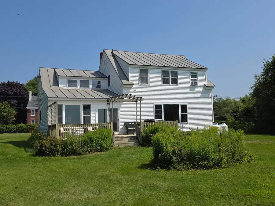 71 E Main Street, Searsport, ME 04974 - #2