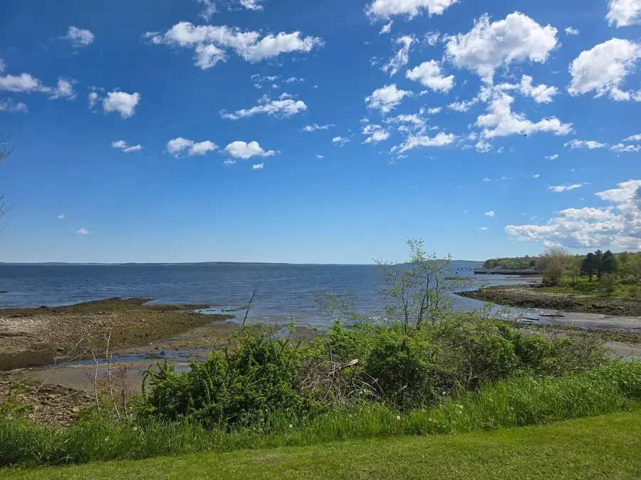 71 E Main Street, Searsport, ME 04974 - #3