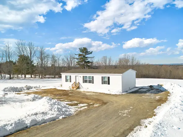 573 Pleasant View Ridge Road, China, ME 04358