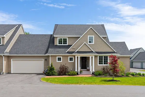 2 Foxglove Way #89, Brunswick, ME 04011