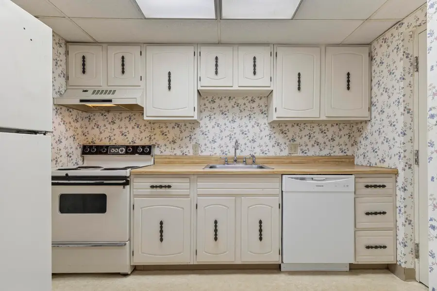 751 Main Street #114, South Portland, ME 04106 - #3