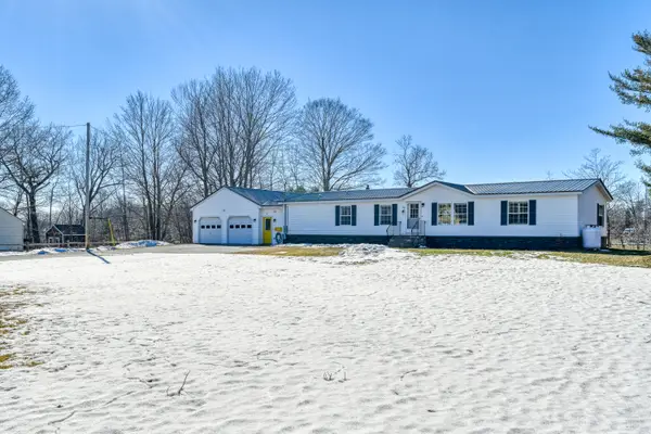 19 Bunker Avenue, Fairfield, ME 04937