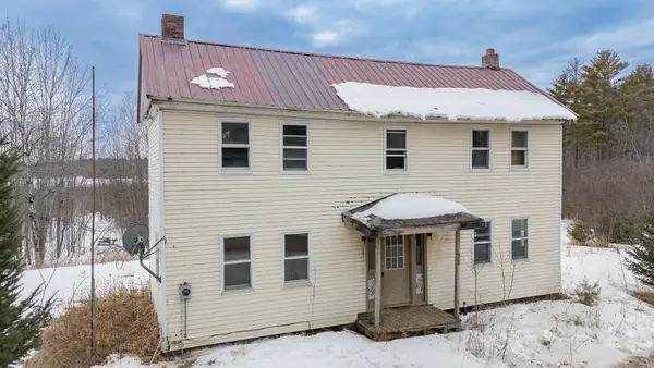 33 Avenue Road, Garland, ME 04939