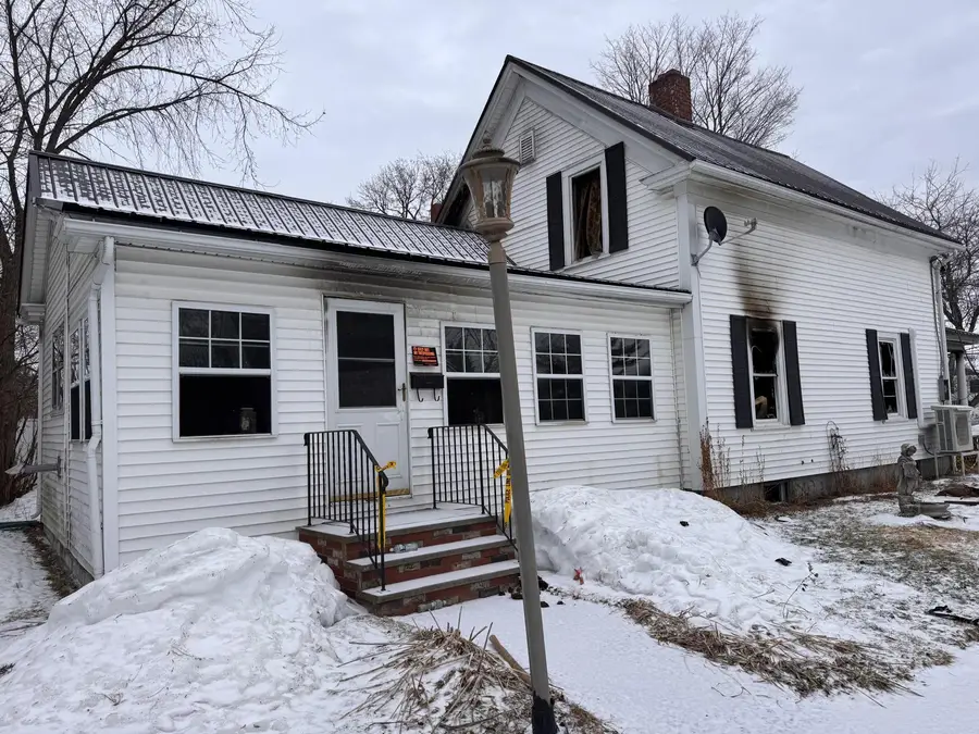 17 School Street, Presque Isle, ME 04769 - #3